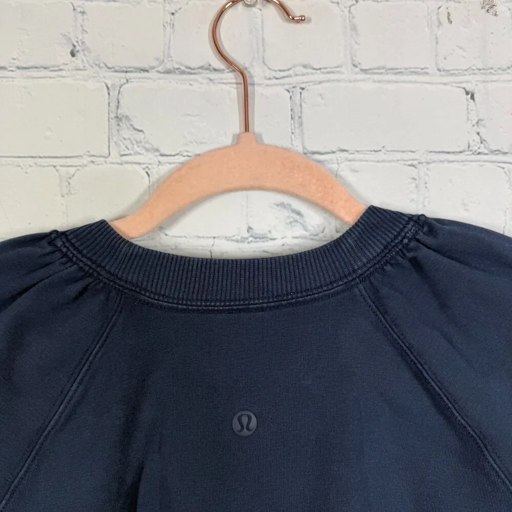 Lululemon LA Puff Sleeve Cropped Sweatshirt Size 4 Navy Athleisure Pullover